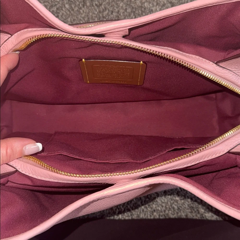 Original Powder Pink Coach Erin bag. - Picture 7 of 8